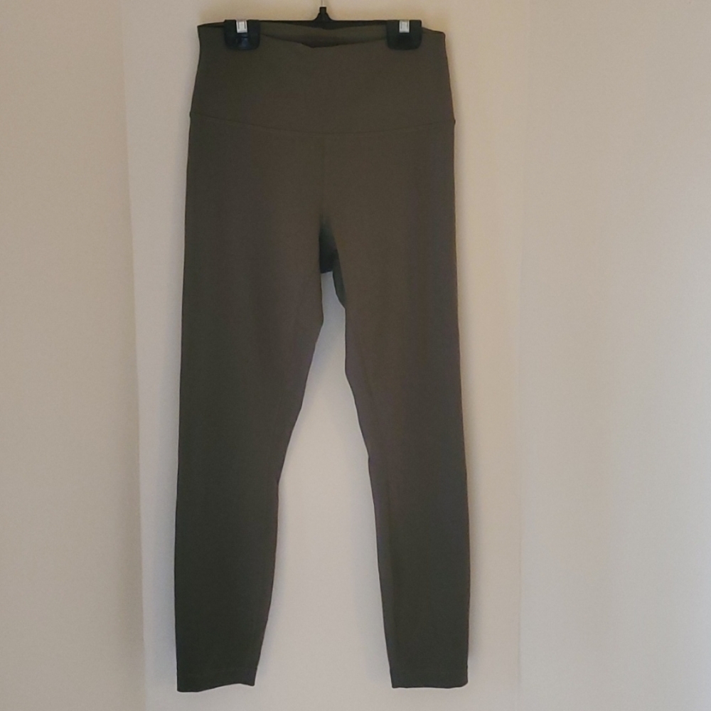 lululemon athletica Olive High-Rise Align 7/8 Leggings - Picture 5 of 9